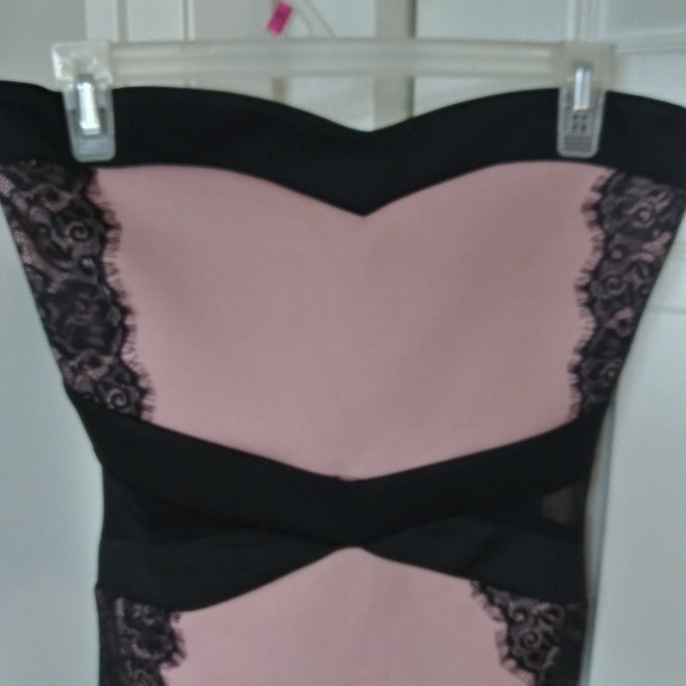 2b bebe dress